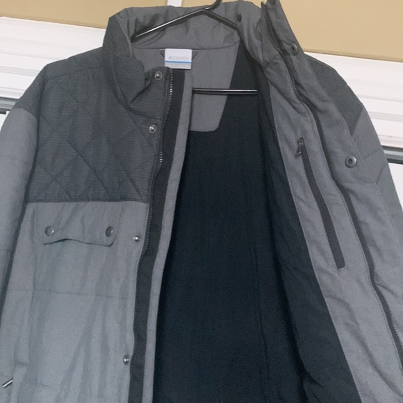 Mens Columbia Jacket - Picture 3 of 6